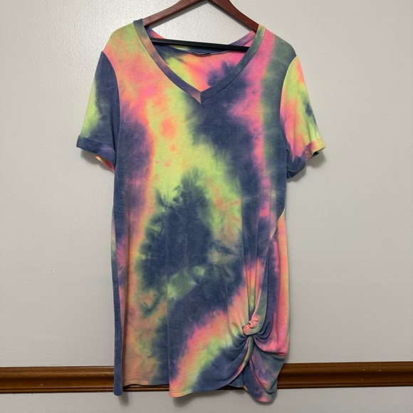 Jodifl Rainbow Tie Dye V-Neck Casual Tunic Top Women’s Size Medium Oversized - Picture 10 of 10